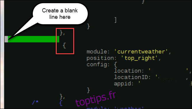 code des modules, avec une nouvelle ligne insérée après} et avant {
