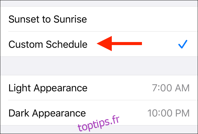Définir un calendrier personnalisé pour le mode sombre dans iOS 13