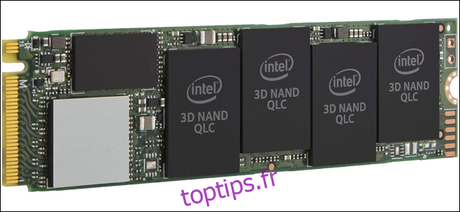 Un SSD Intel 660p QLC.