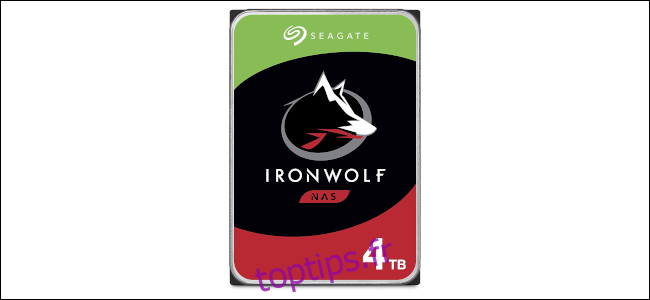 Un disque NAS Seagate IronWolf 4 To.