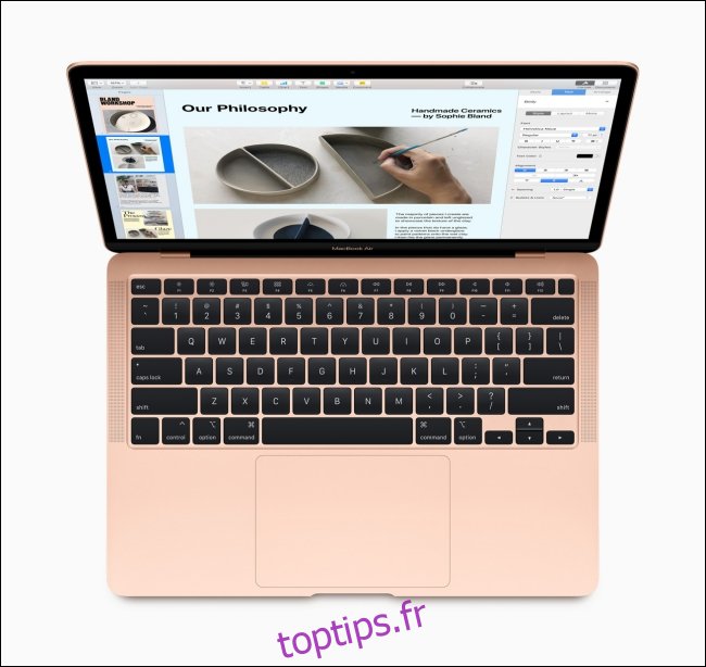 MacBook Air montrant Magic Keyboard