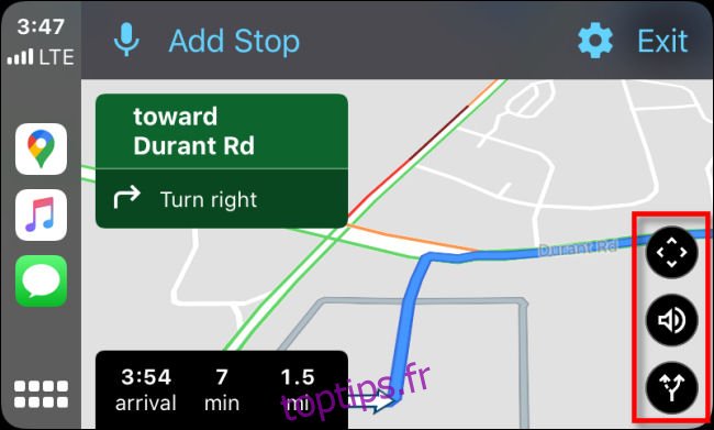Examen des trois boutons d'option noirs dans Google Maps sur CarPlay via iPhone.