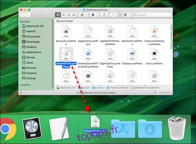 Faire glisser un fichier de volet de préférences vers le Dock sur Mac.
