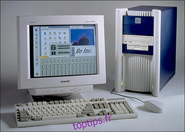 Un ordinateur de bureau BeBox original.