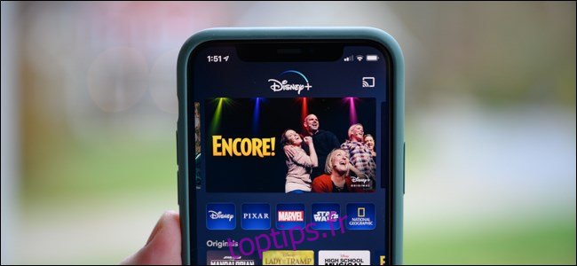 Écran d'accueil de Disney + sur un iPhone.
