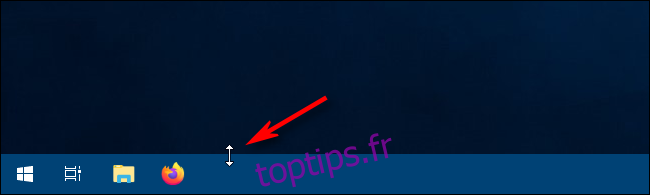 Utilisation du curseur de redimensionnement pour redimensionner la barre des tâches dans Windows 10