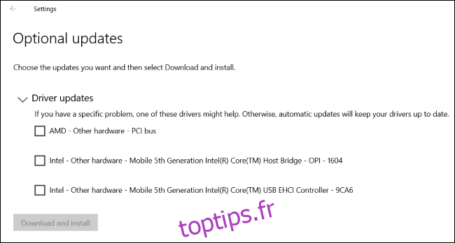 Nouvelle page Mises à jour facultatives de Windows 10 répertoriant les mises à jour de pilotes.